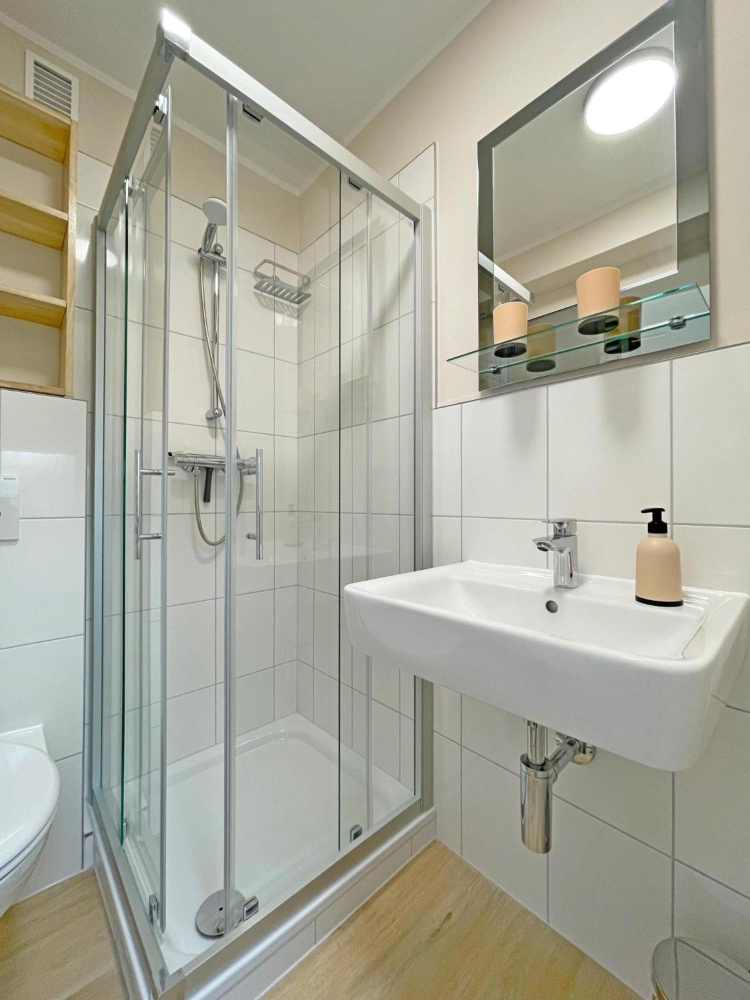 Apartment Ferienwohnung Mitten In Mit Balkon Strandläufer 2